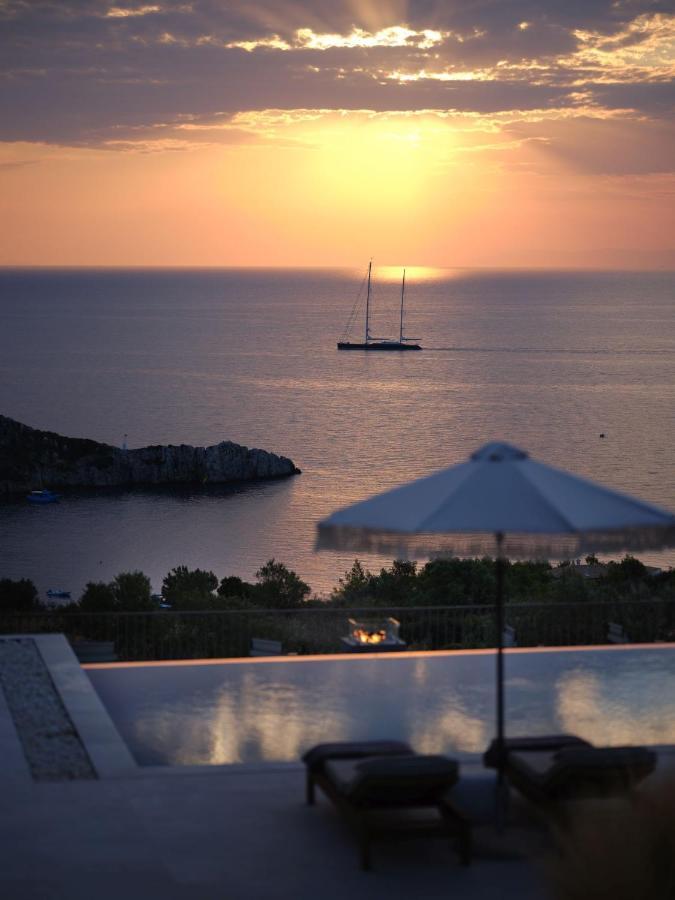 Rebek Luxury Villas & Suites Agios Nikolaos  Ngoại thất bức ảnh